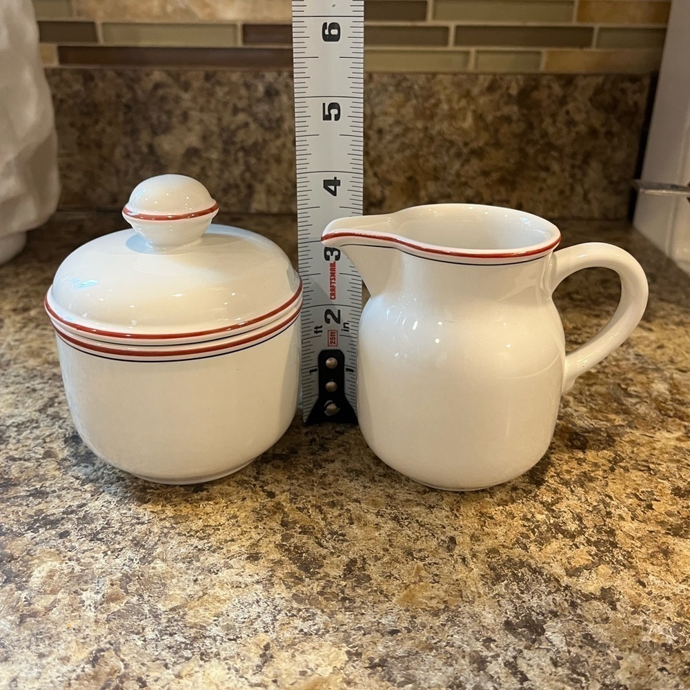 Villeroy & Boch Luxembourg Creamer and Sugar Dish. Depuis Pattern #1748 - Picture 6 of 11